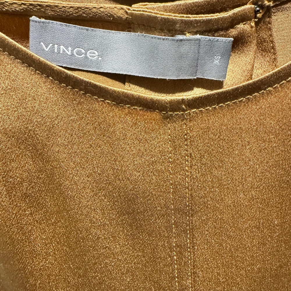 Vince Gold Top - Picture 2 of 6